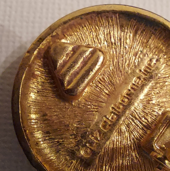 Vintage Liz Claiborne clip earrings - Picture 7 of 7